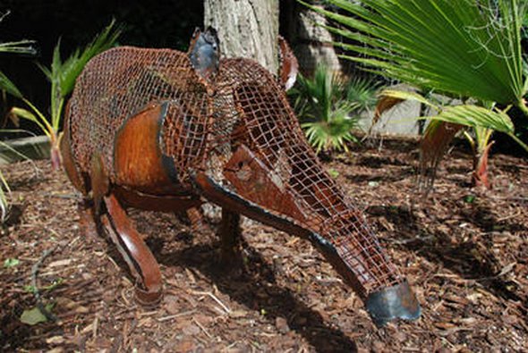 recycled sculptures in zoo 09 in Amazing Recycled Sculptures in Zoo Parks