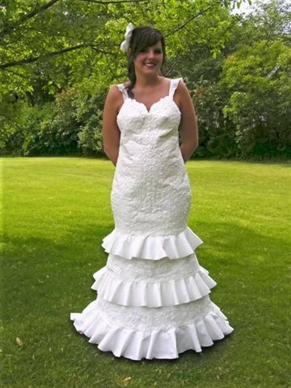 strange wedding dress 24 in Strange And Unique Wedding Dresses