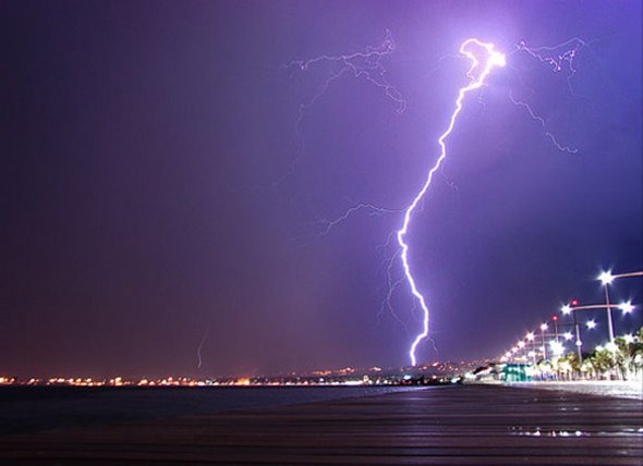 30 lightning photography 06 in 30 Fantastic Examples of Lightning Photography