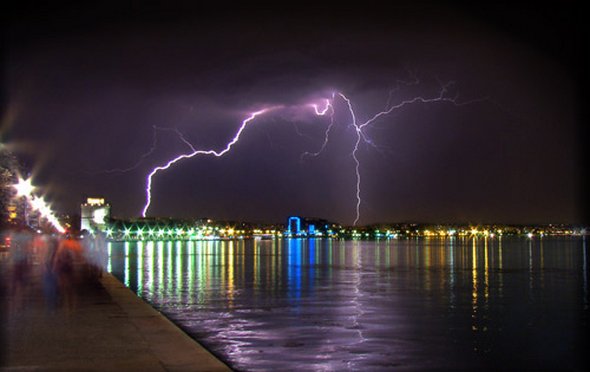 30 lightning photography 12 in 30 Fantastic Examples of Lightning Photography