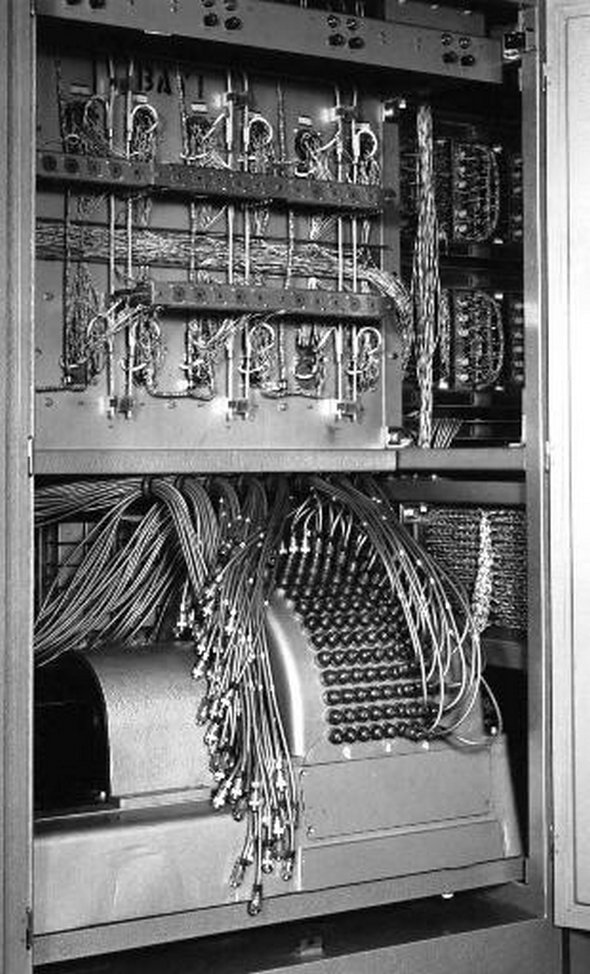 first generation of computers 08 in Old Photos of the First Generation Of Computers