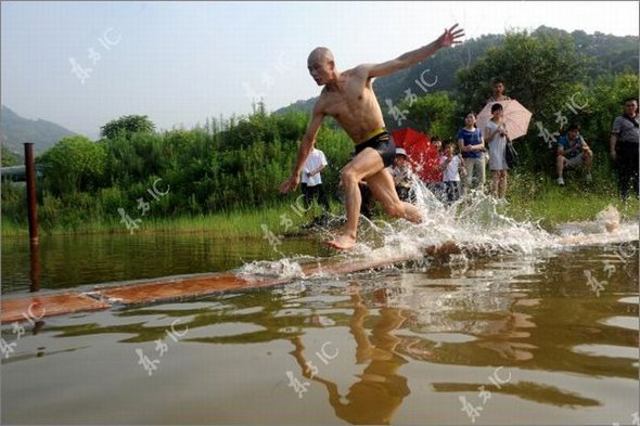 gliding on water by monk 07 in Gliding on Water (Qing Gong) Performed by Monk of South Shaolin Temple