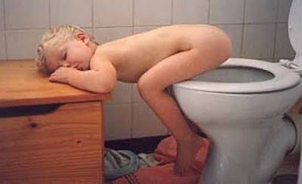 strange and unique slipping place 16 in Babies Found The Strangest Sleeping Places