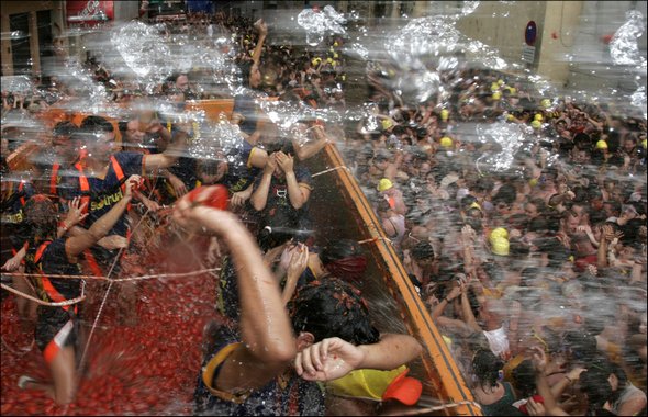 tomato fight festival 02 in Crazy Tomato Fight Festival   La Tomatina