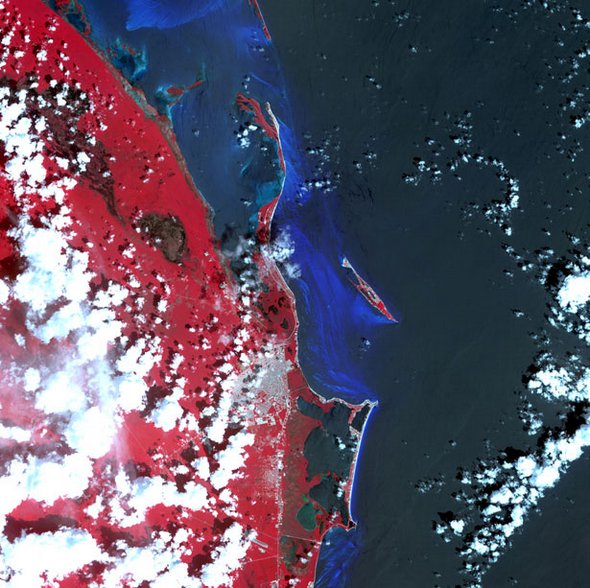 50 stunning satellite photos 08 in 50 Stunning Satellite Photos of Earth