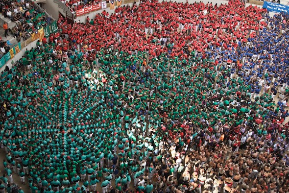 the human tower 05 in The Human Tower Photography: A Modern Tower of Babel