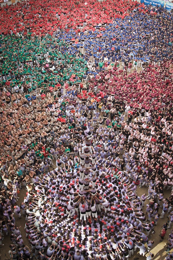 the human tower 07 in The Human Tower Photography: A Modern Tower of Babel