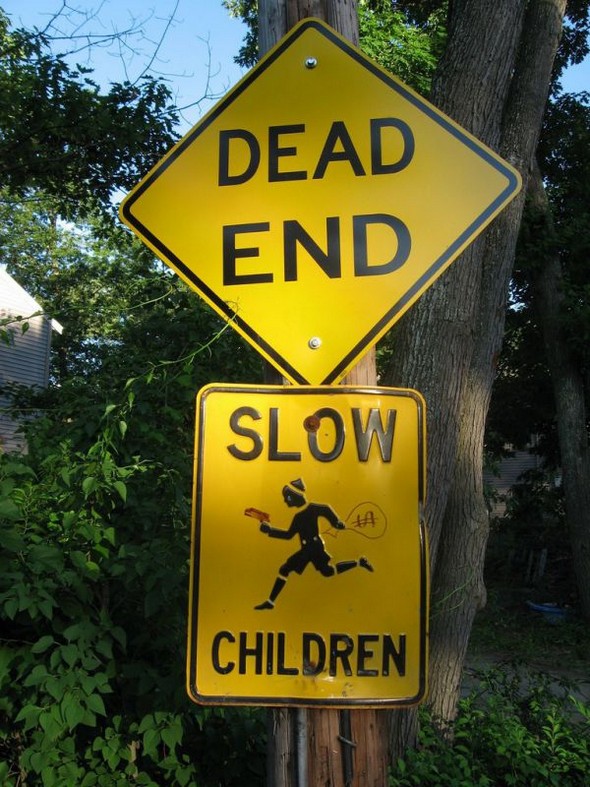 hilarious road signs from around the world 07 in Hilarious Road Signs From Around The World